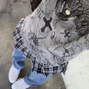 Meet your Posher, Avery